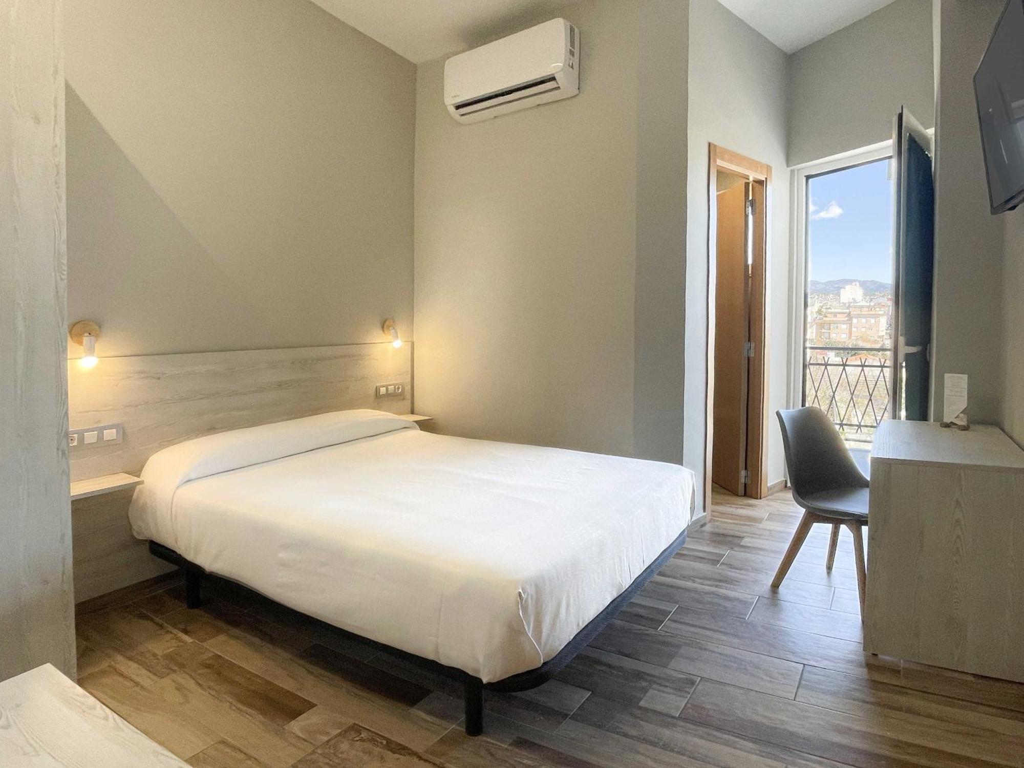 Te Mana Hotel Торребланка Екстер'єр фото