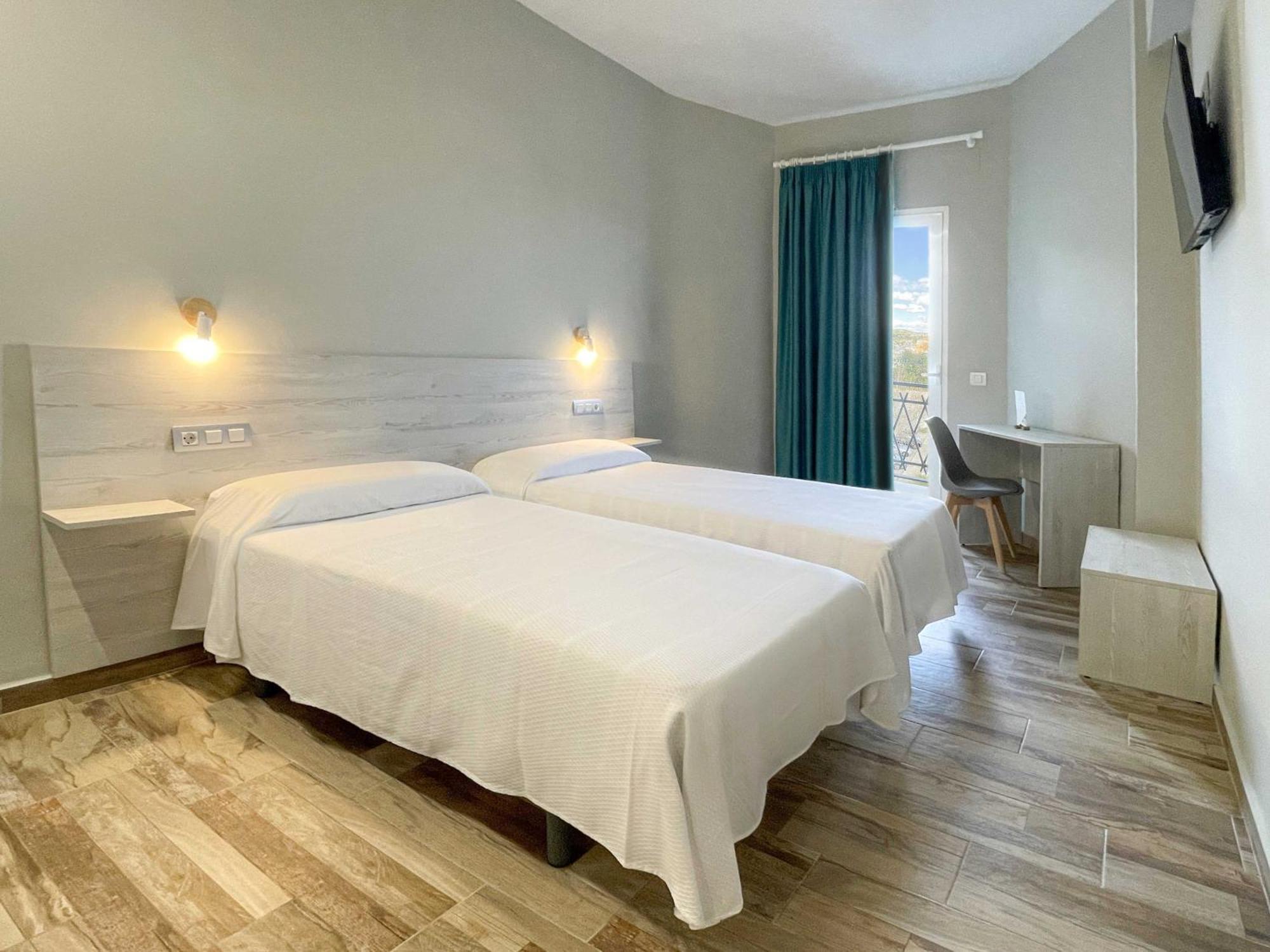 Te Mana Hotel Торребланка Екстер'єр фото