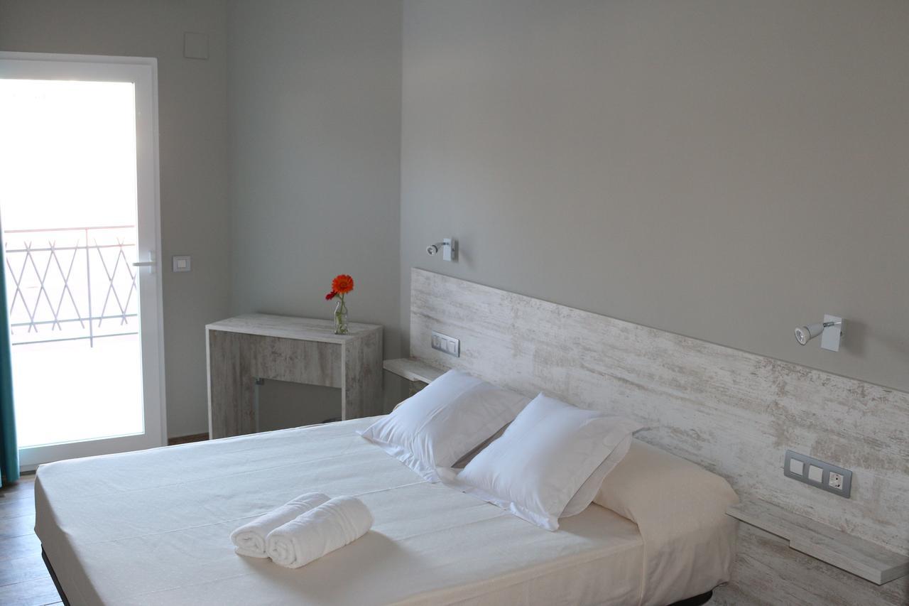 Te Mana Hotel Торребланка Екстер'єр фото