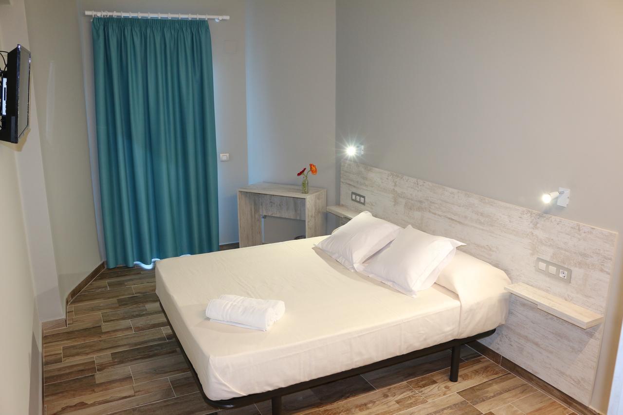 Te Mana Hotel Торребланка Екстер'єр фото