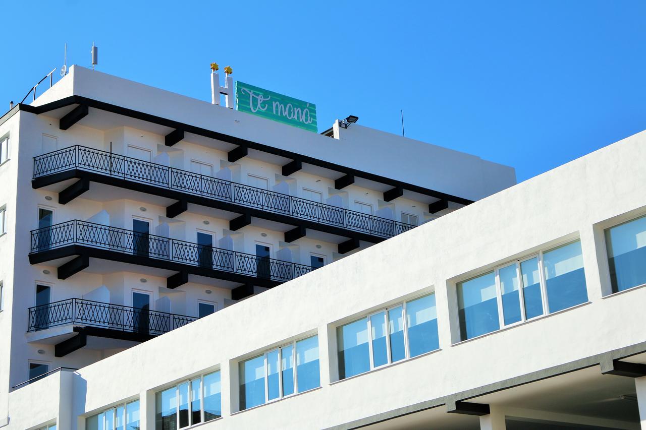 Te Mana Hotel Торребланка Екстер'єр фото